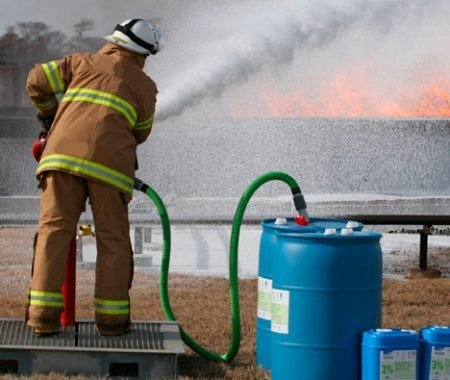 Líquido Gerador de Espuma (LGE) para combate a incêndios – MIB
